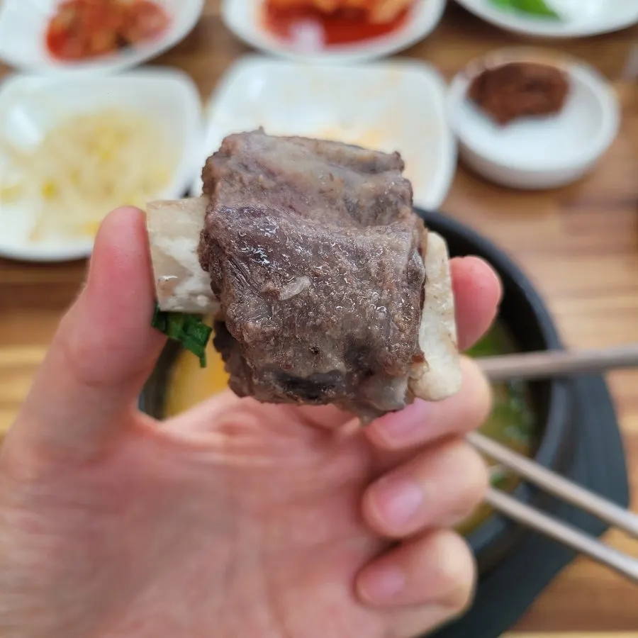 3천원 주류가 적힌 가격 안내
