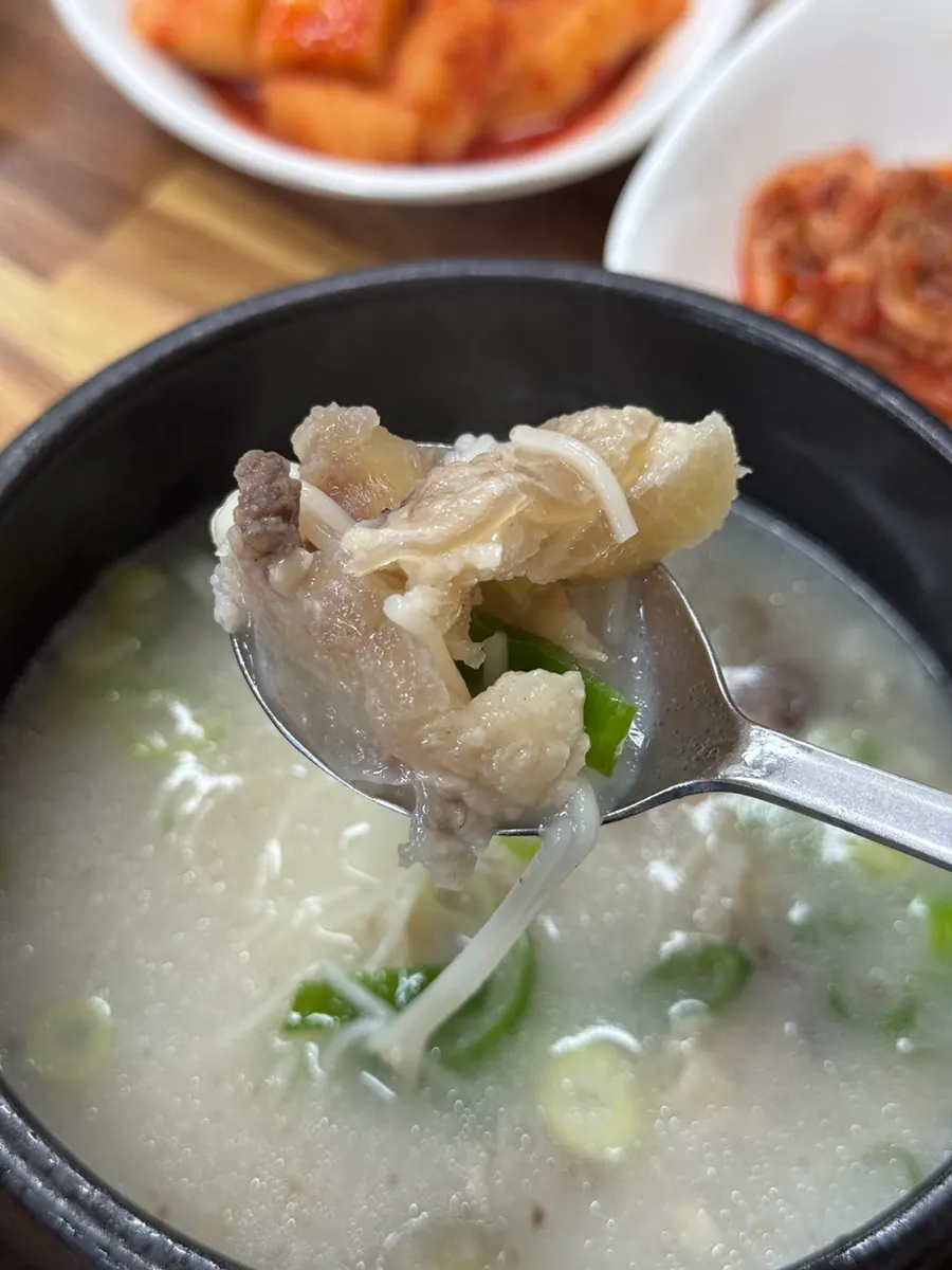 Dogani sapi yang diambil dari dalam kuah