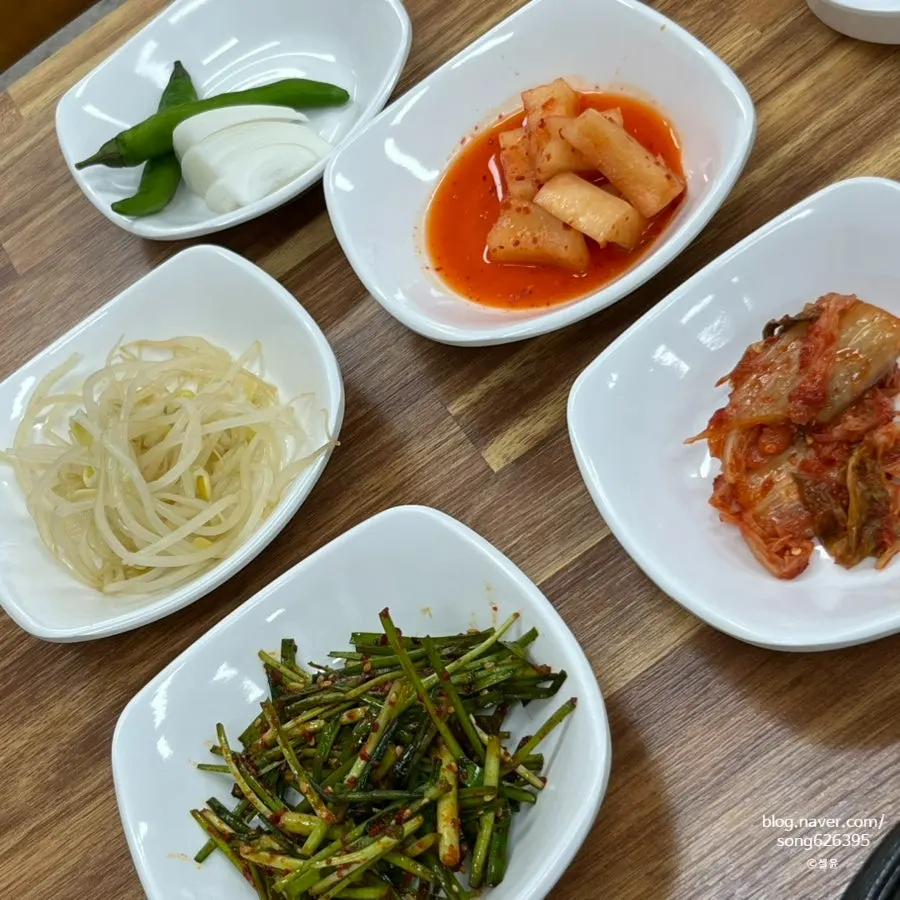 Hanwoo oxtail meat with good texture