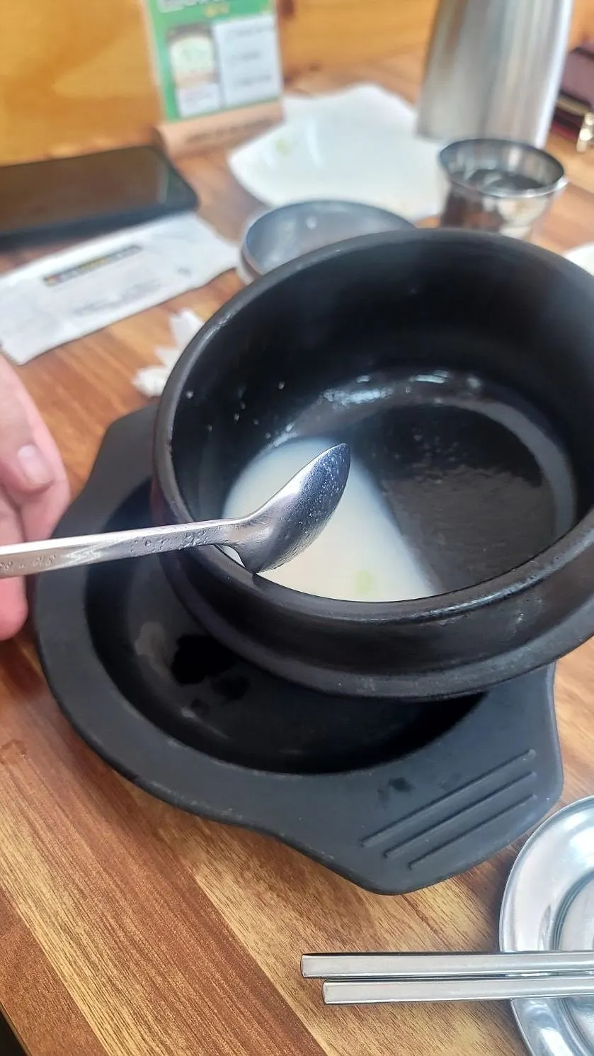 Beef tail soup pot emptied to the last drop