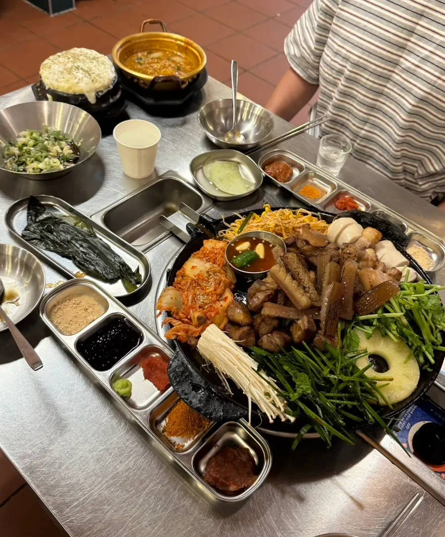 Simdon assorted grilled platter on the grill