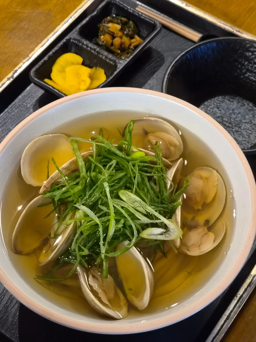 Four dishes served all at once