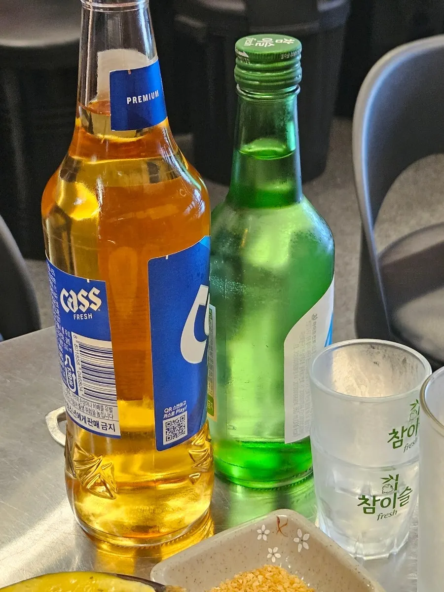 Soju-beer mix poured while waiting for the meat