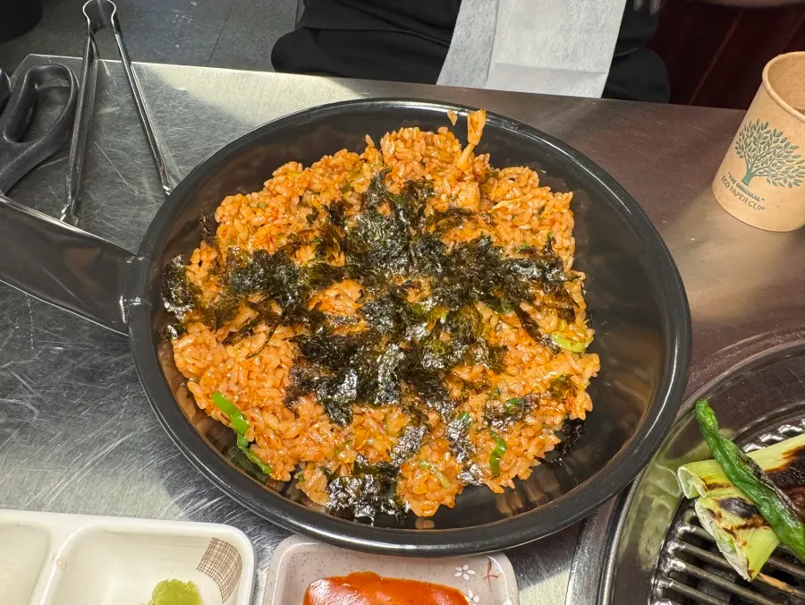 Stir-fried rice at Moksam Hwaro