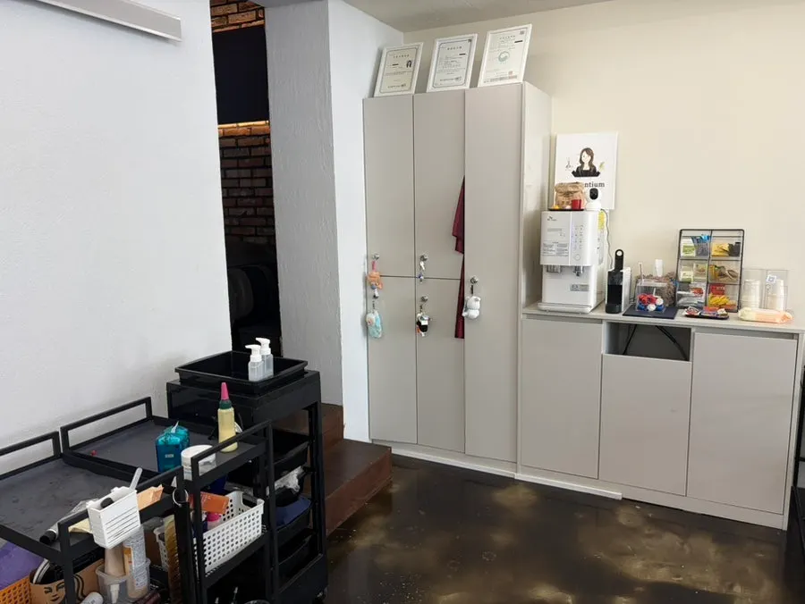 Water dispenser, coffee and snack zone, and locker room