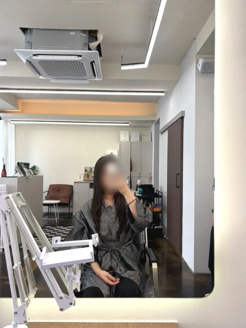 Long, flat straight hair before treatment