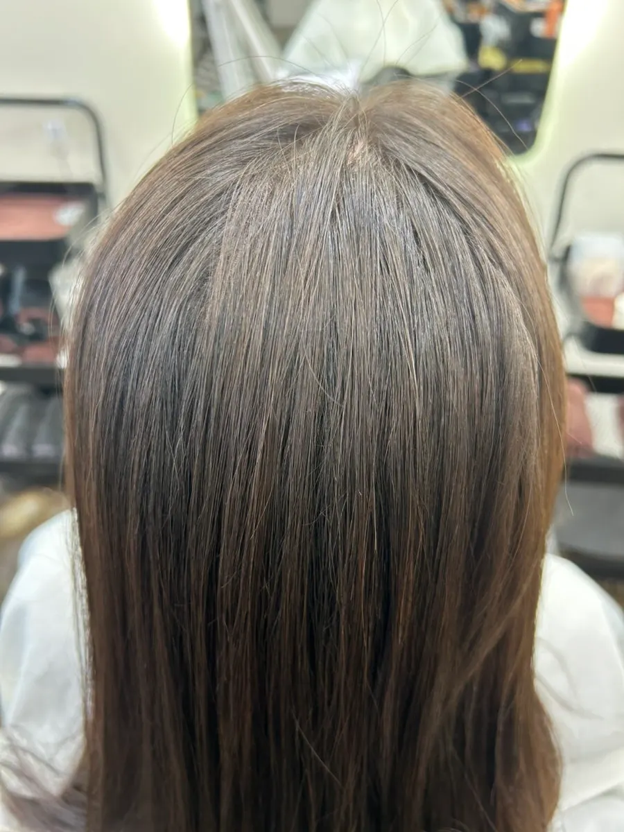 Root volume revived after straightening and root perm