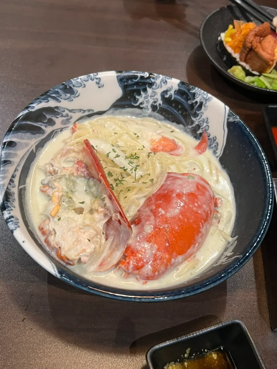 룸에서 즐긴 일식 한 상