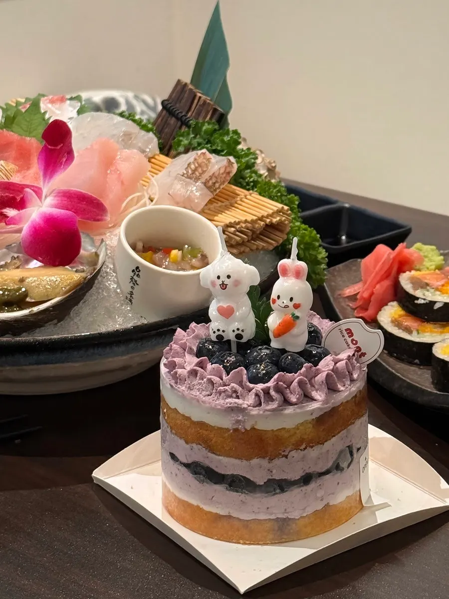 First photo from the visit to Momiji Seolleung Branch