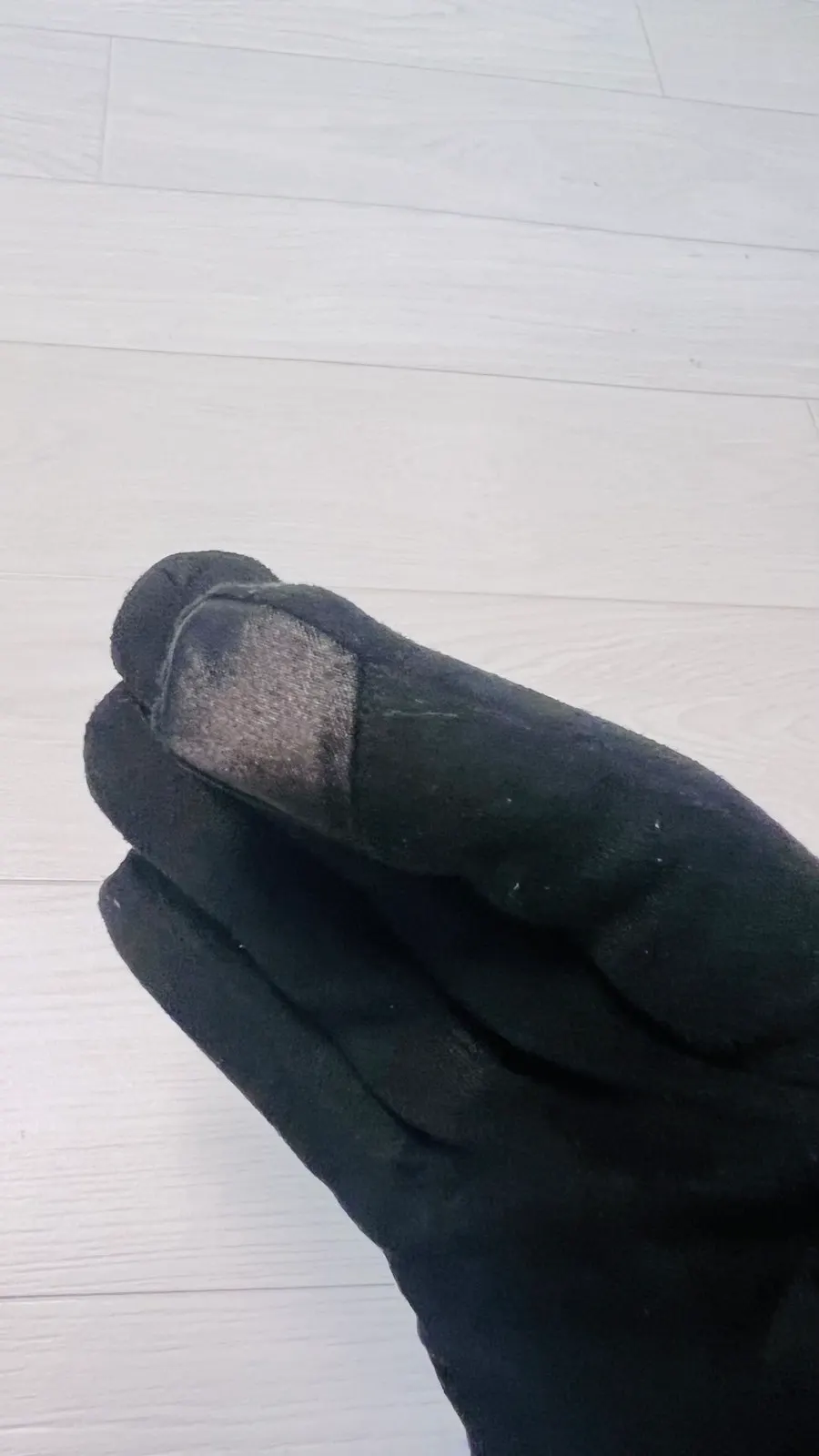 Mongolia winter gloves chosen for everyday use