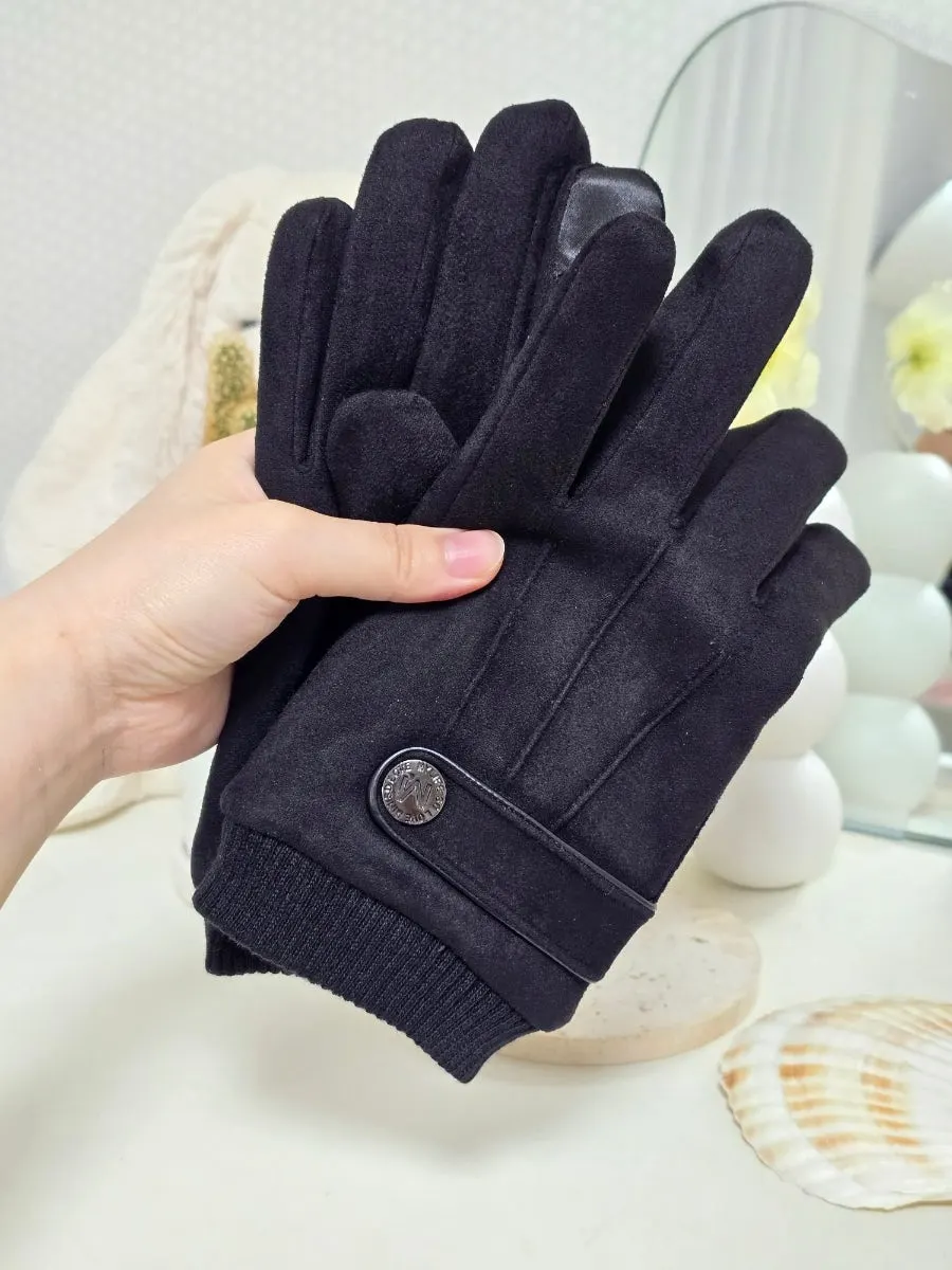 Suede material on Mongolia winter gloves