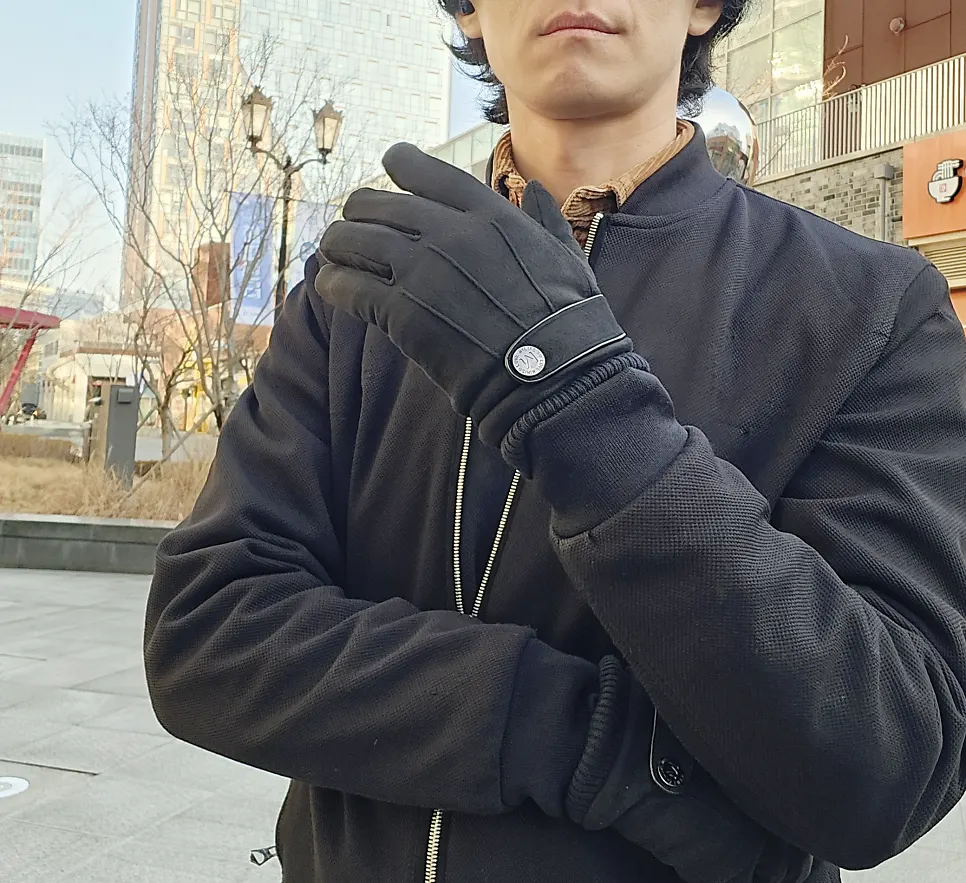 겨울 선물로 고려한 몽골리아 남성장갑