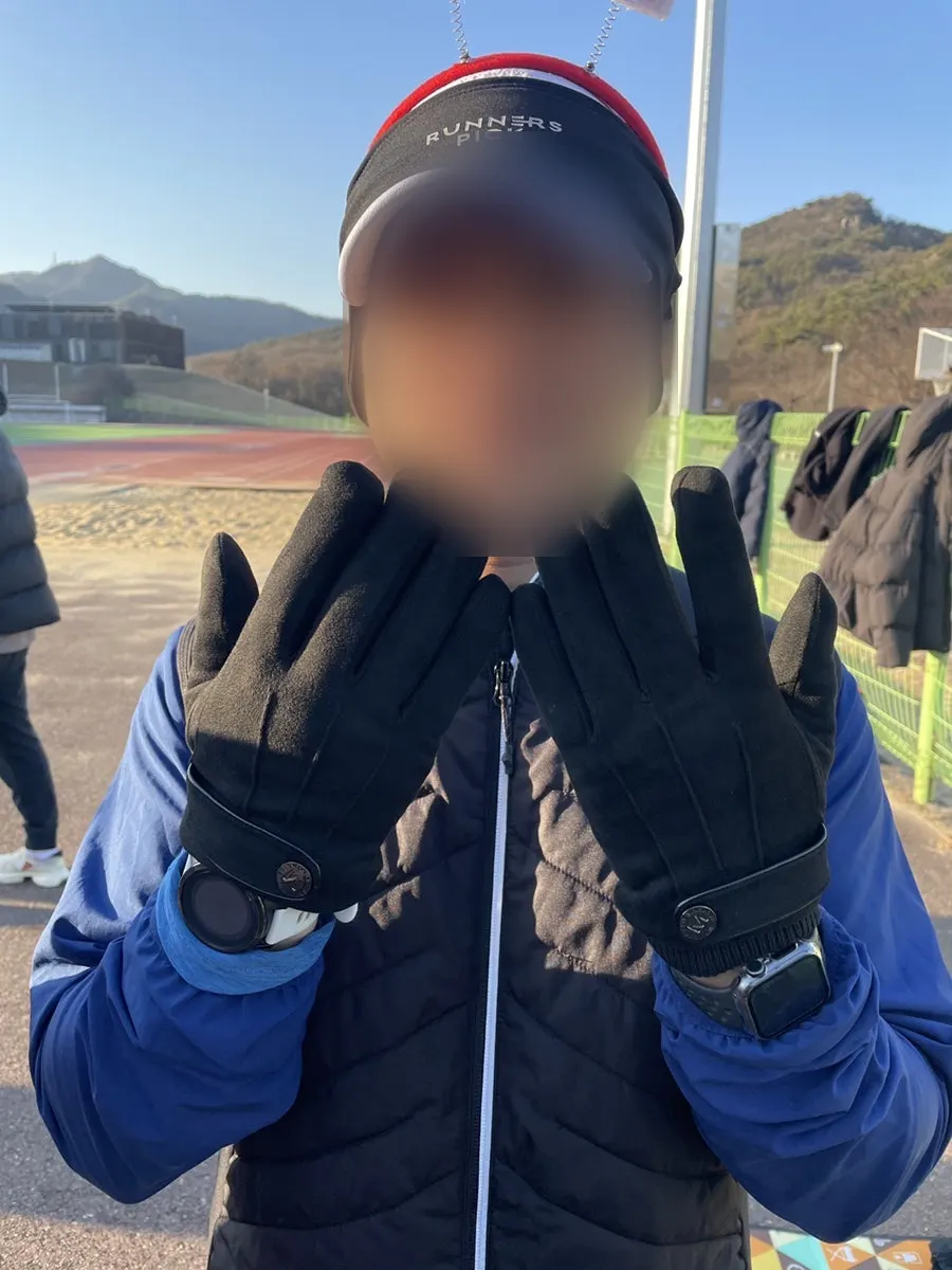 冬のランニング練習で着用したMongoriaの手袋