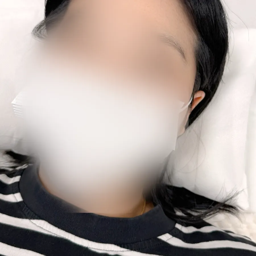 Eyebrows before the tattoo procedure
