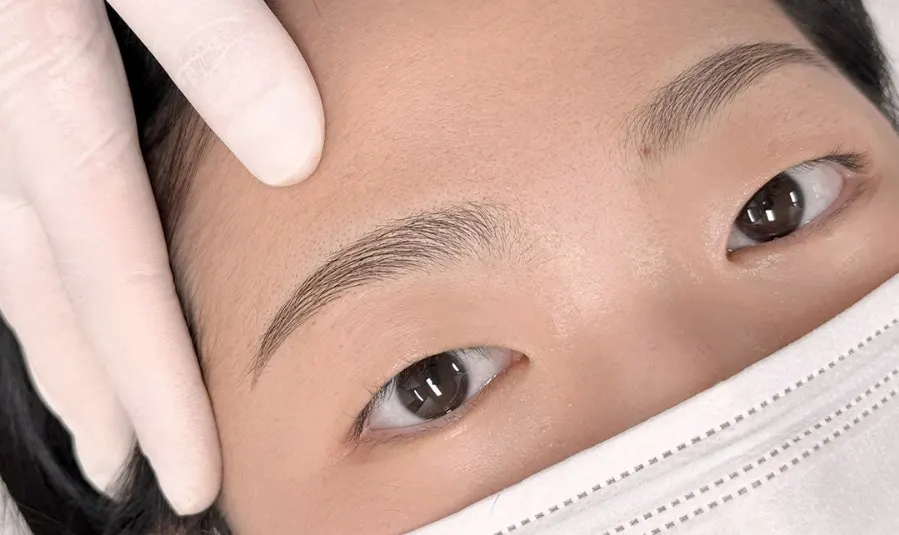Image related to checkpoints before booking an eyebrow tattoo