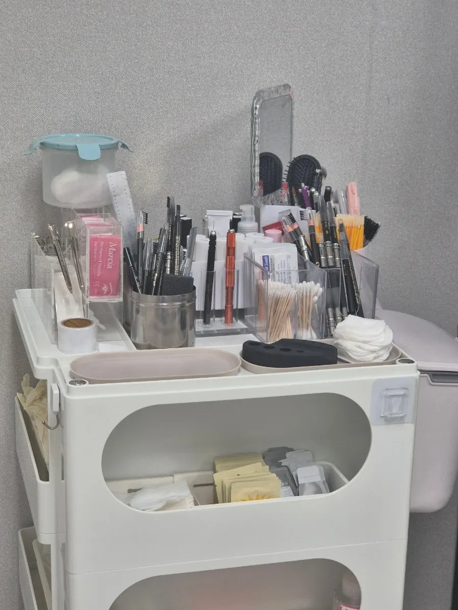Hygiene tools including single-use needles
