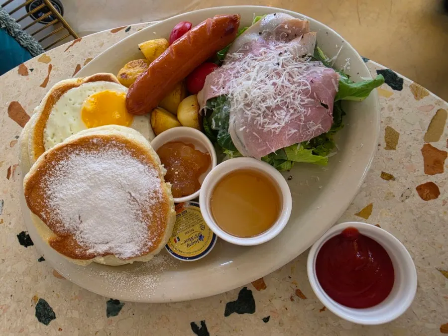 MooDoo's soufflé pancake topped with a fried egg