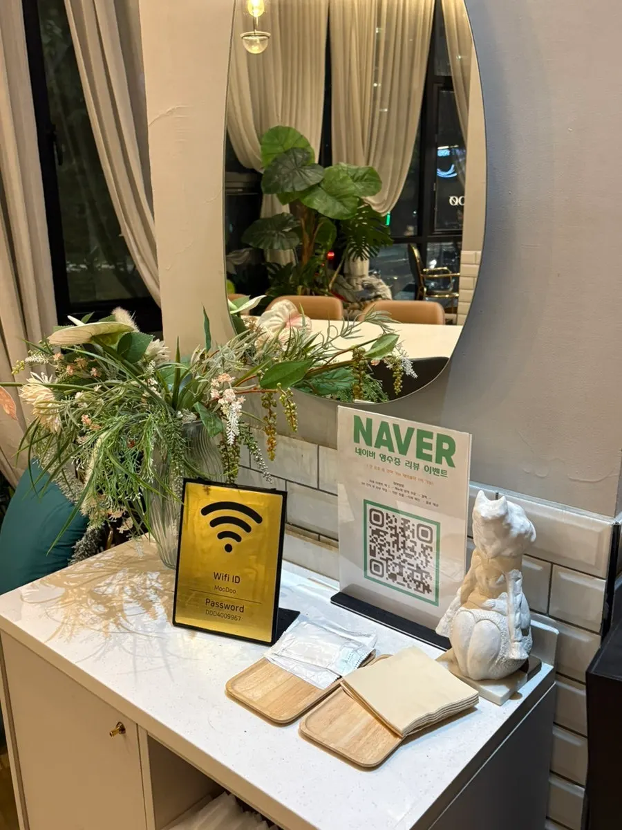 Self-serve bar with plates and napkins