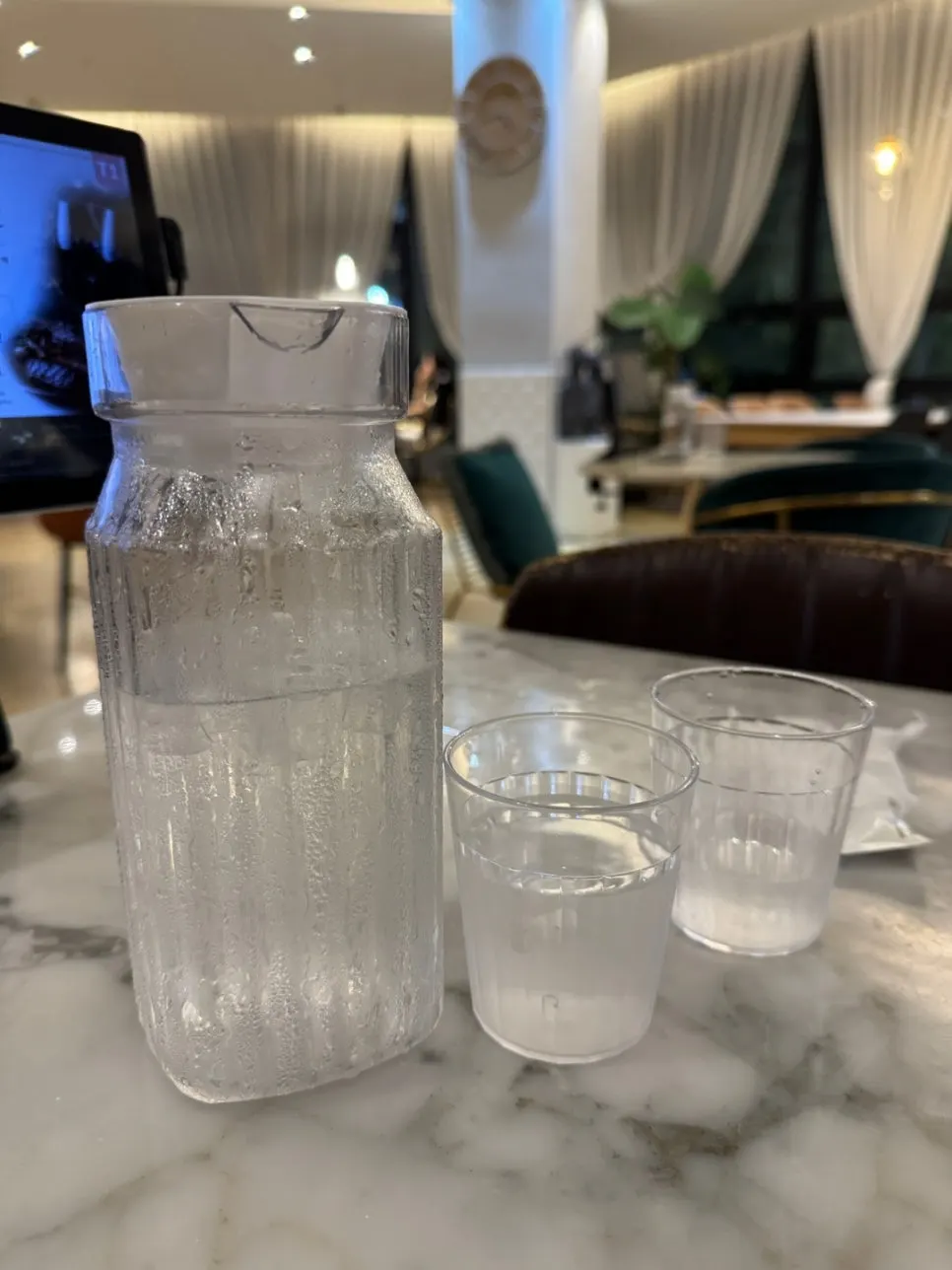 Table set with water