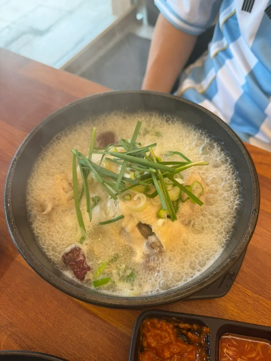 Sundae-guk made spicy with dadaegi