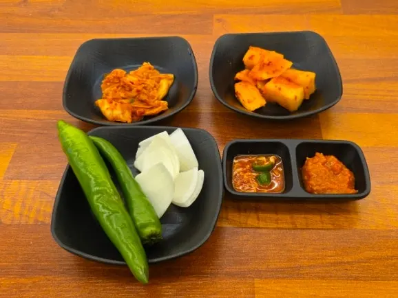 순대국 기본 반찬 세팅