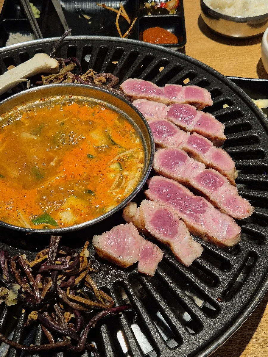 Tender, smokeless meat on the grill