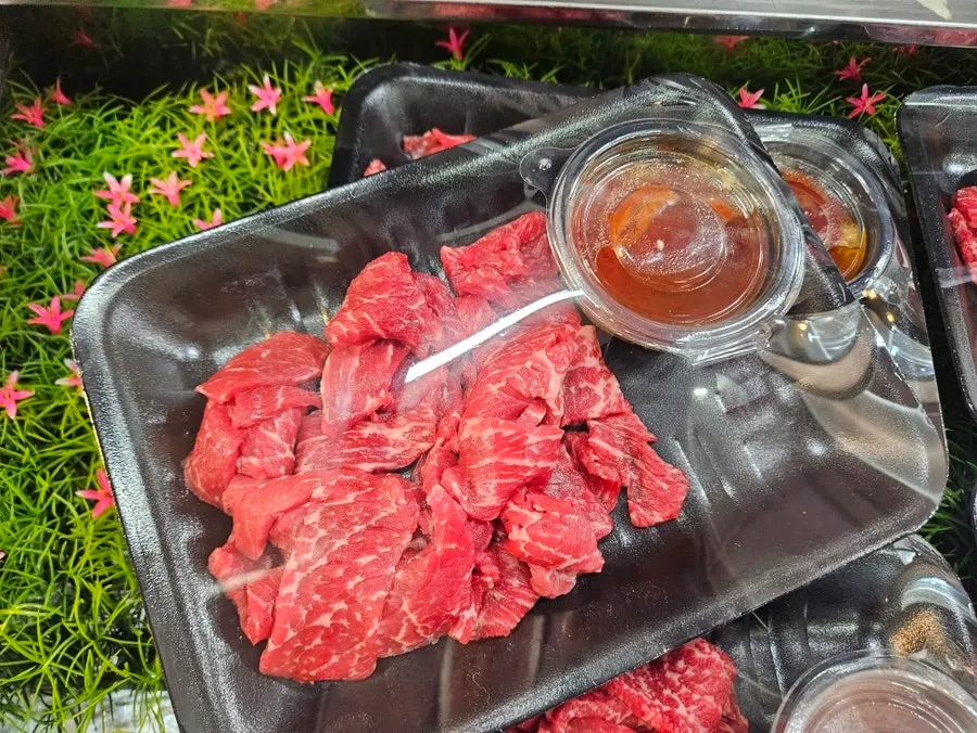 Meat purchased at Morakmorak Home & Cook, a butcher shop in Seongpo-dong, Ansan