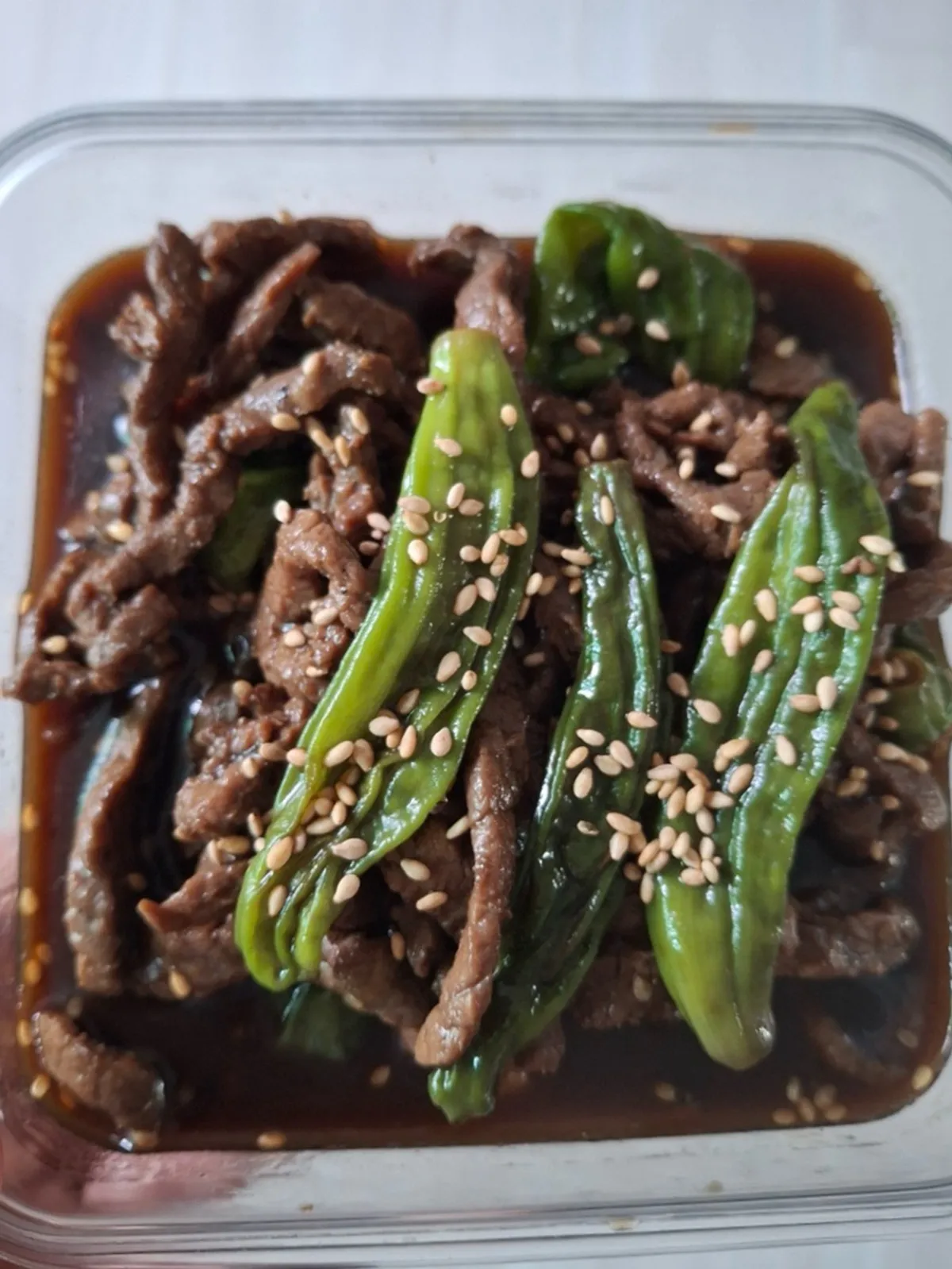 Yukhoe-grade meat braised into jangjorim with kkwarigochu