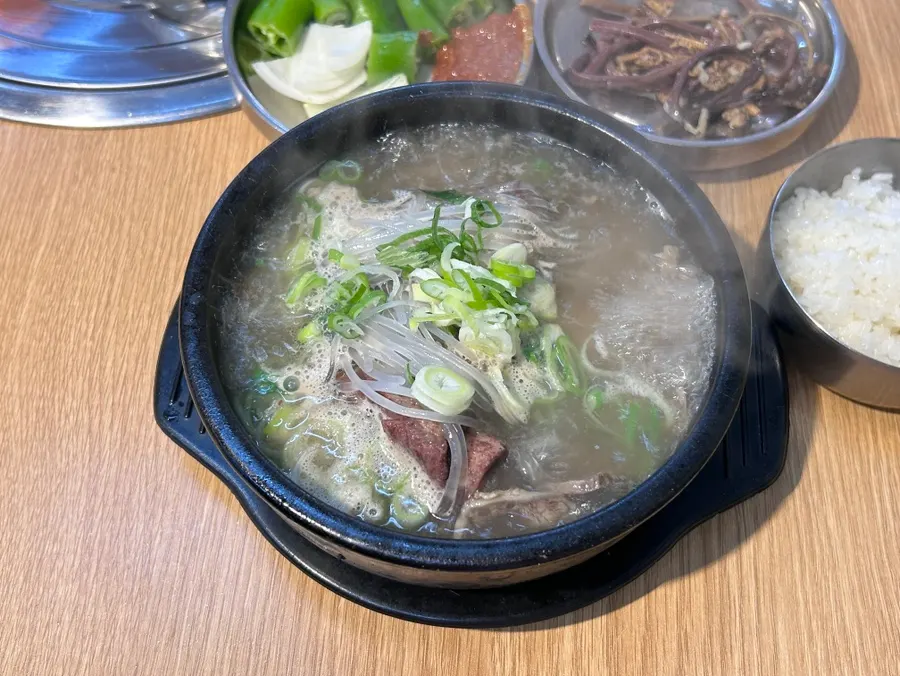 Visit photo of Morakmorak Seolleongtang Ansan Seongpo Main Branch