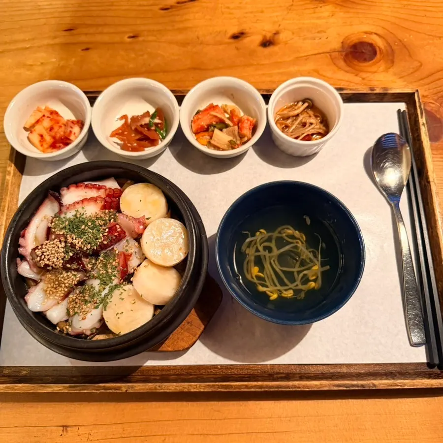 Seafood sotbap served in its stone pot