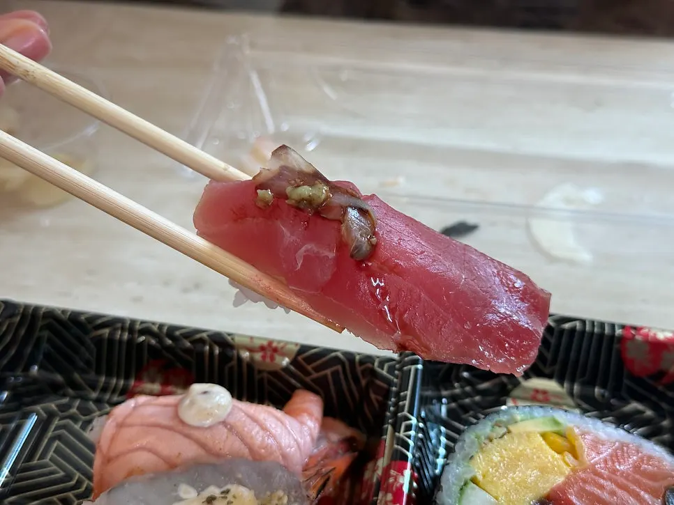 Light, clean-tasting tuna sushi