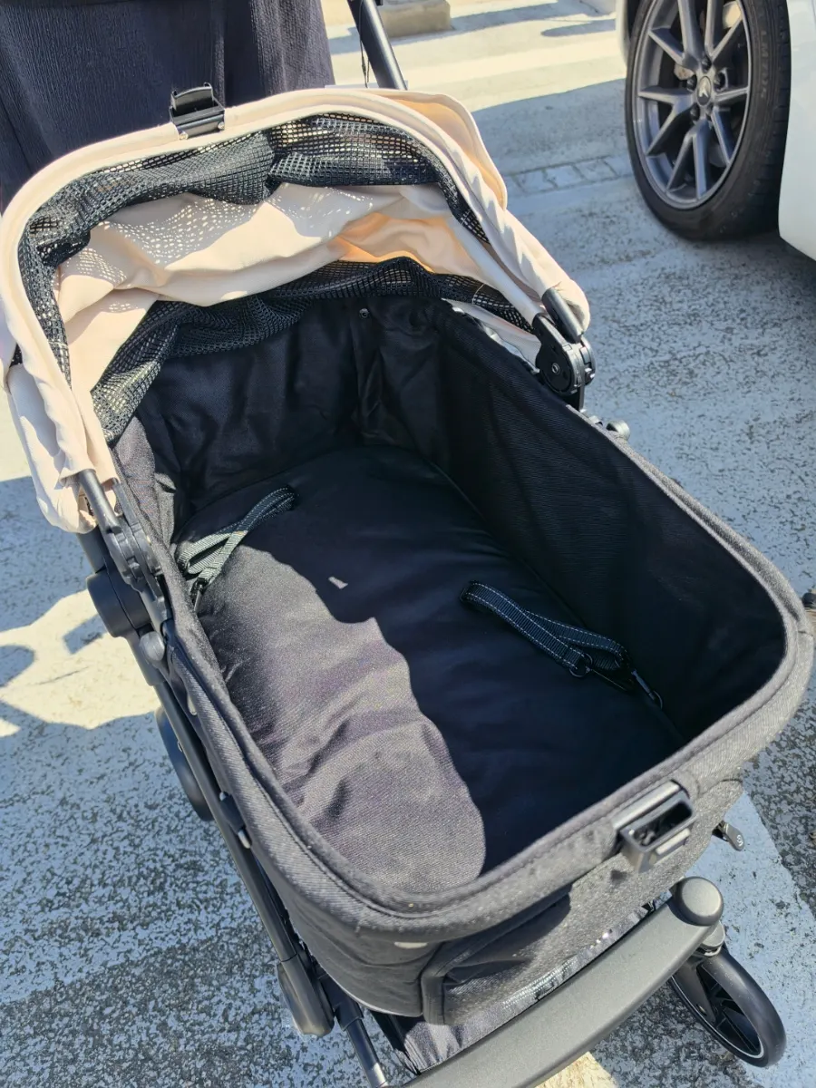 Interior floor of the stroller without a seat installed