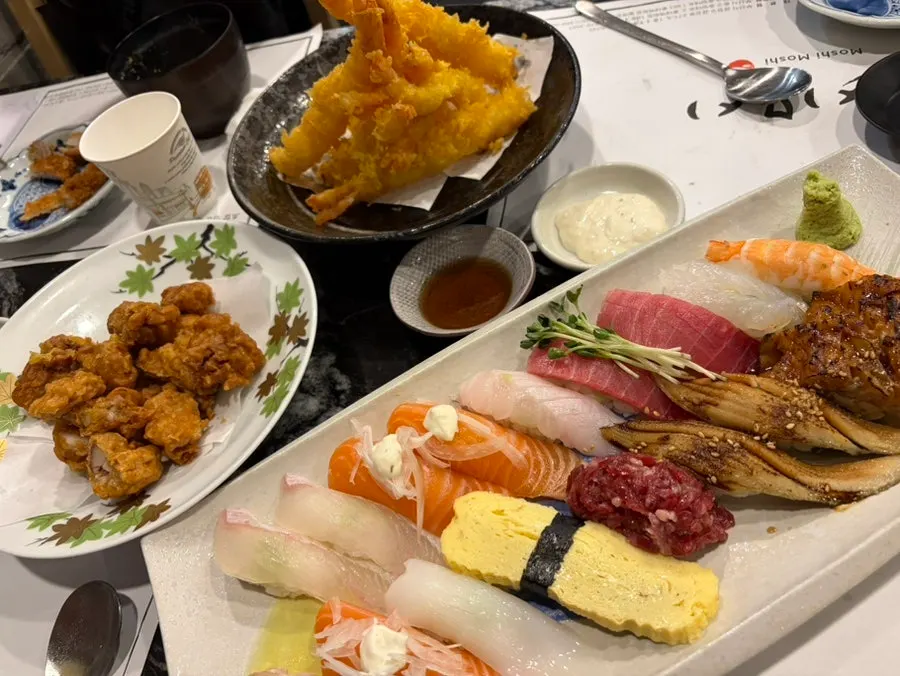 Full spread of the Set 4 (2–3 person) combination