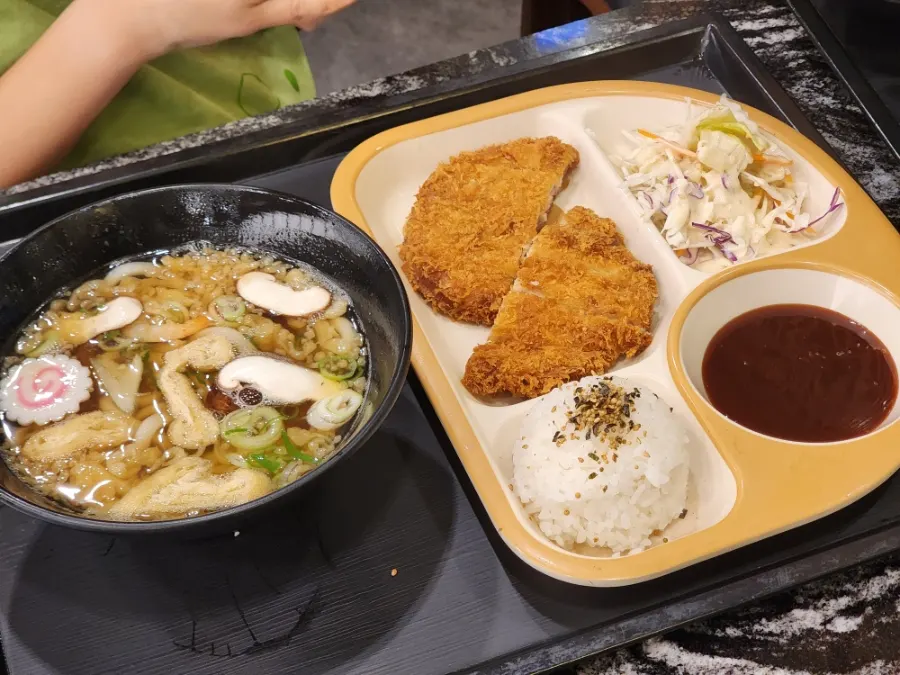 연어장의 쫀득한 단면