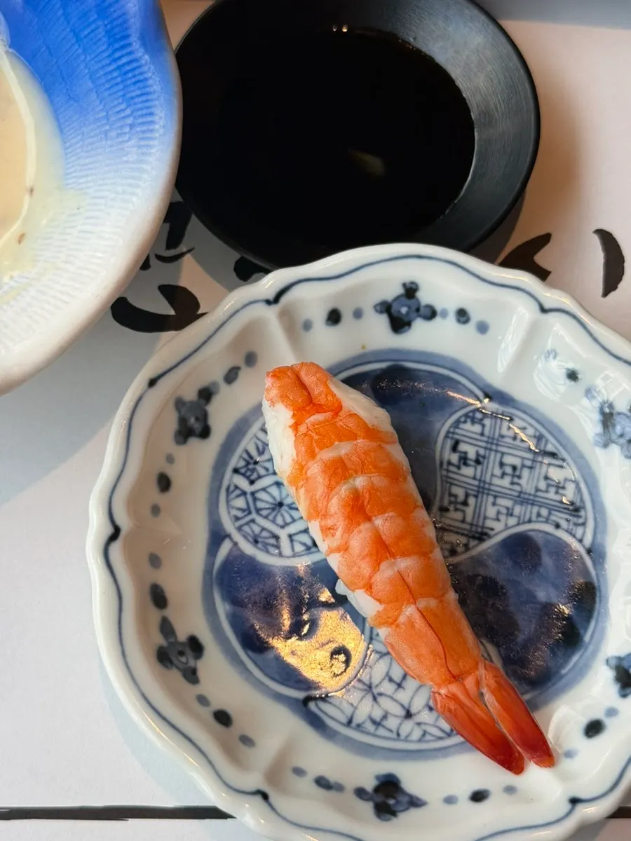 Flounder and shrimp sushi combination