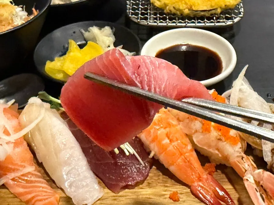 Close-up of hoehansang sashimi