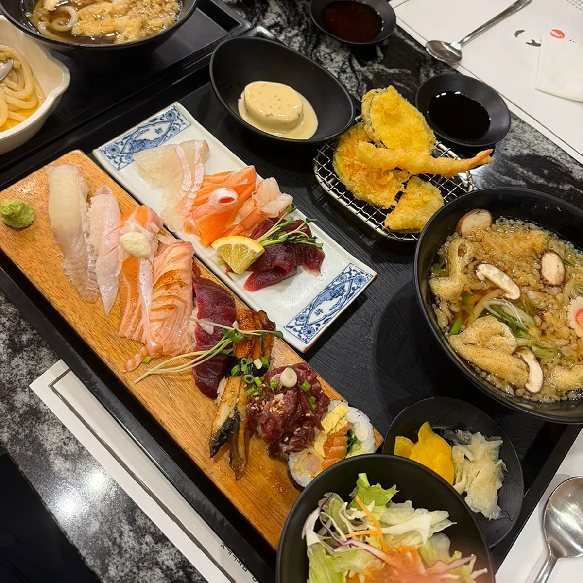 Moshi Moshi Sushi Lotte Department Store Gwangbok main photo