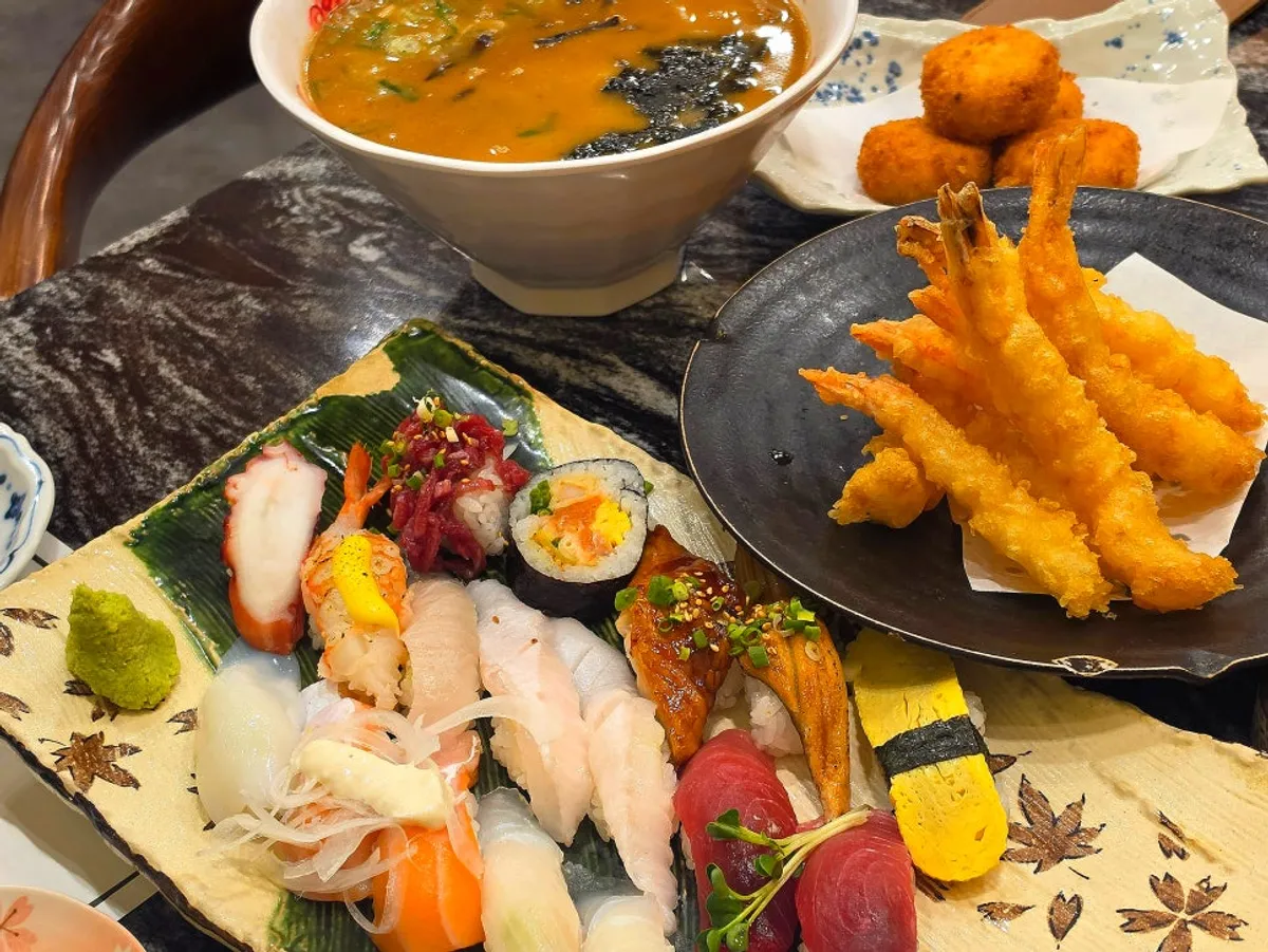Featured photo of the sushi set at Moshi Moshi Sushi, Lotte Department Store Gwangbok