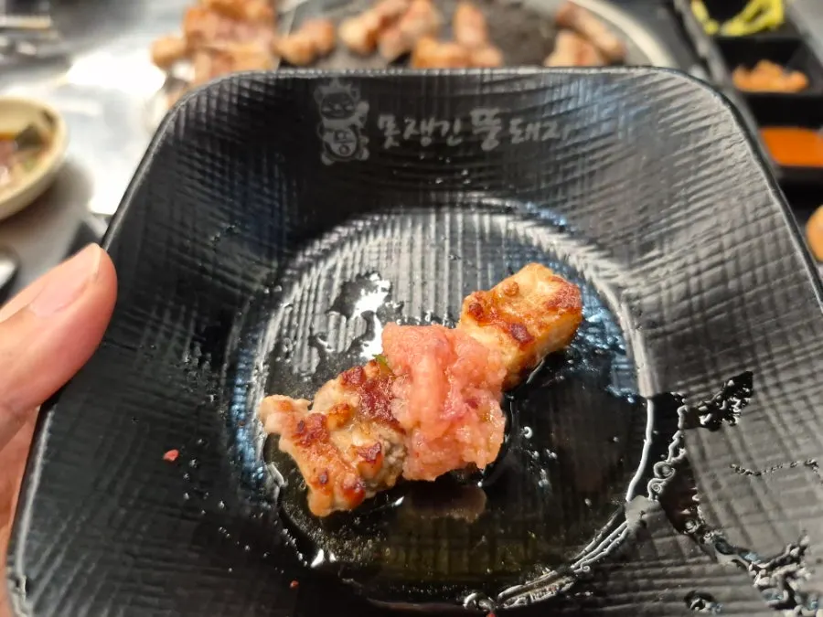 명란젓에 찍어 먹는 삼겹살