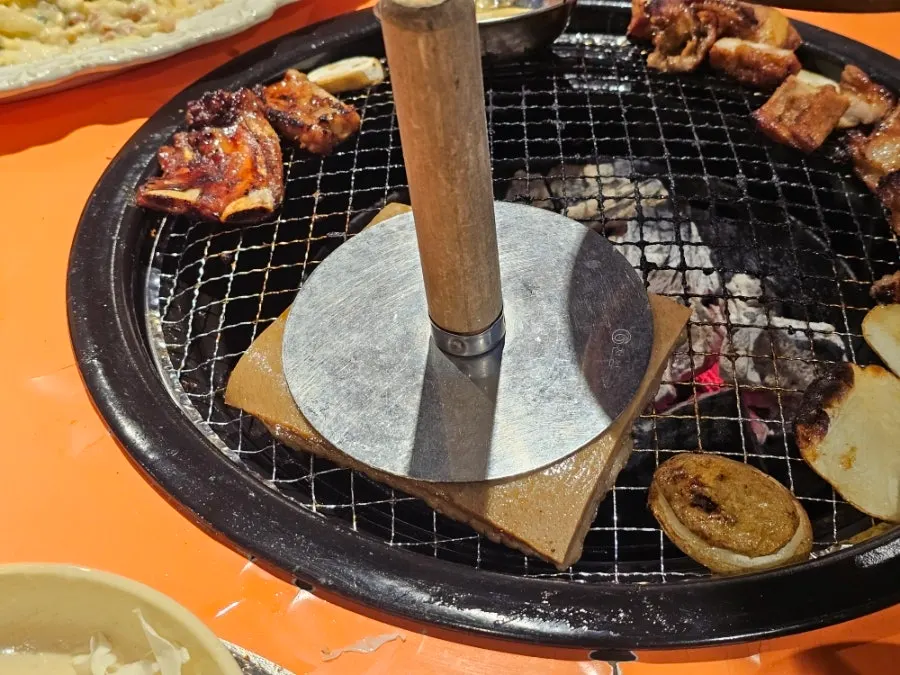 Additional order of pork skin