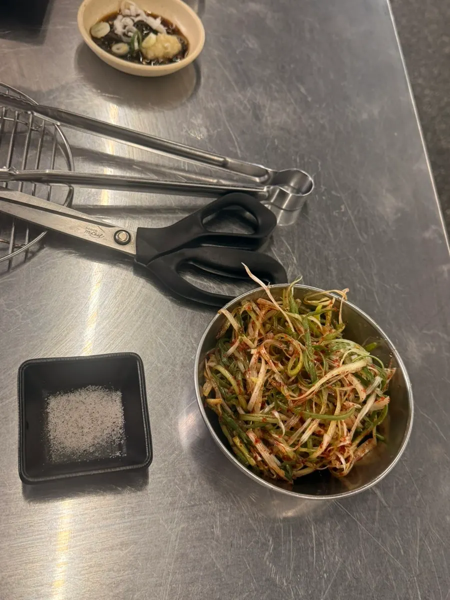 Shredded green onion, secret soy sauce, and salt setup