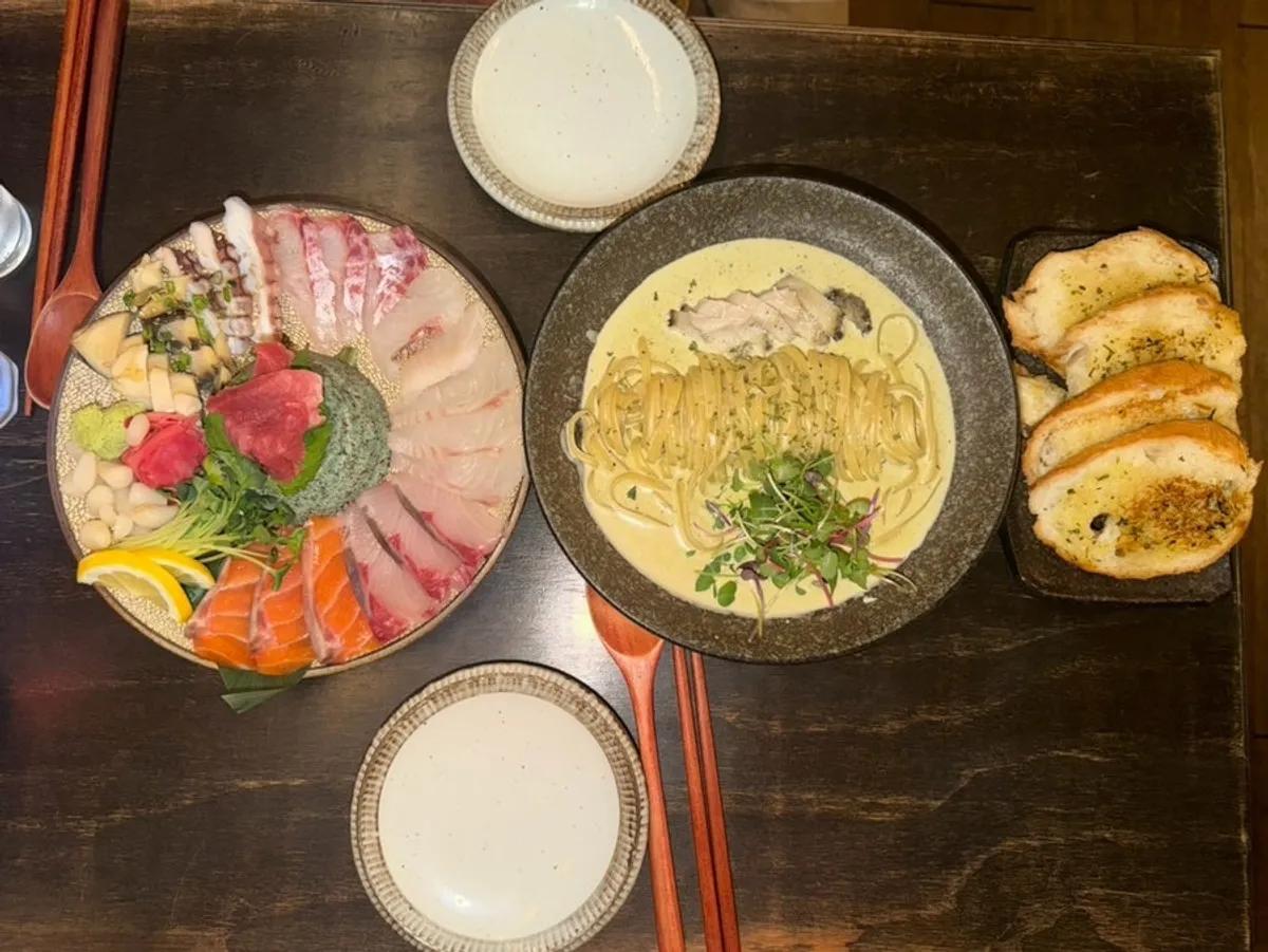 Motoku Moriawase and abalone innard cream pasta set for two