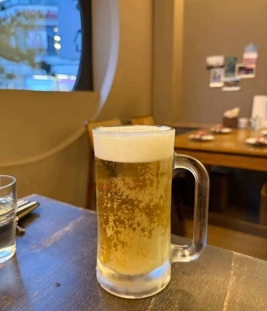 모토쿠라시에서 마신 시원한 생맥주 한 잔