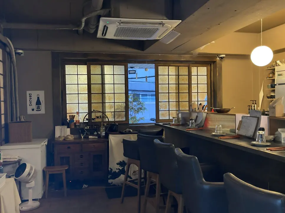 Japanese-style decor pieces inside Motokurashi