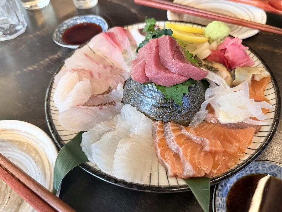 Sashimi platter for two, the motoku moriawase