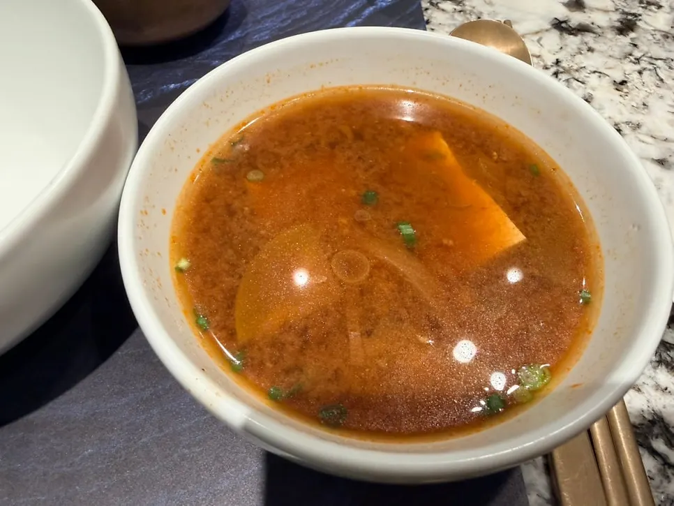 손두부가 들어간 된장찌개