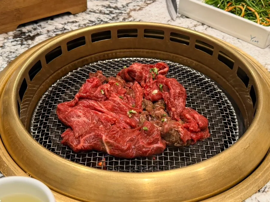 굽기 전 한우숯불양념구이 생고기