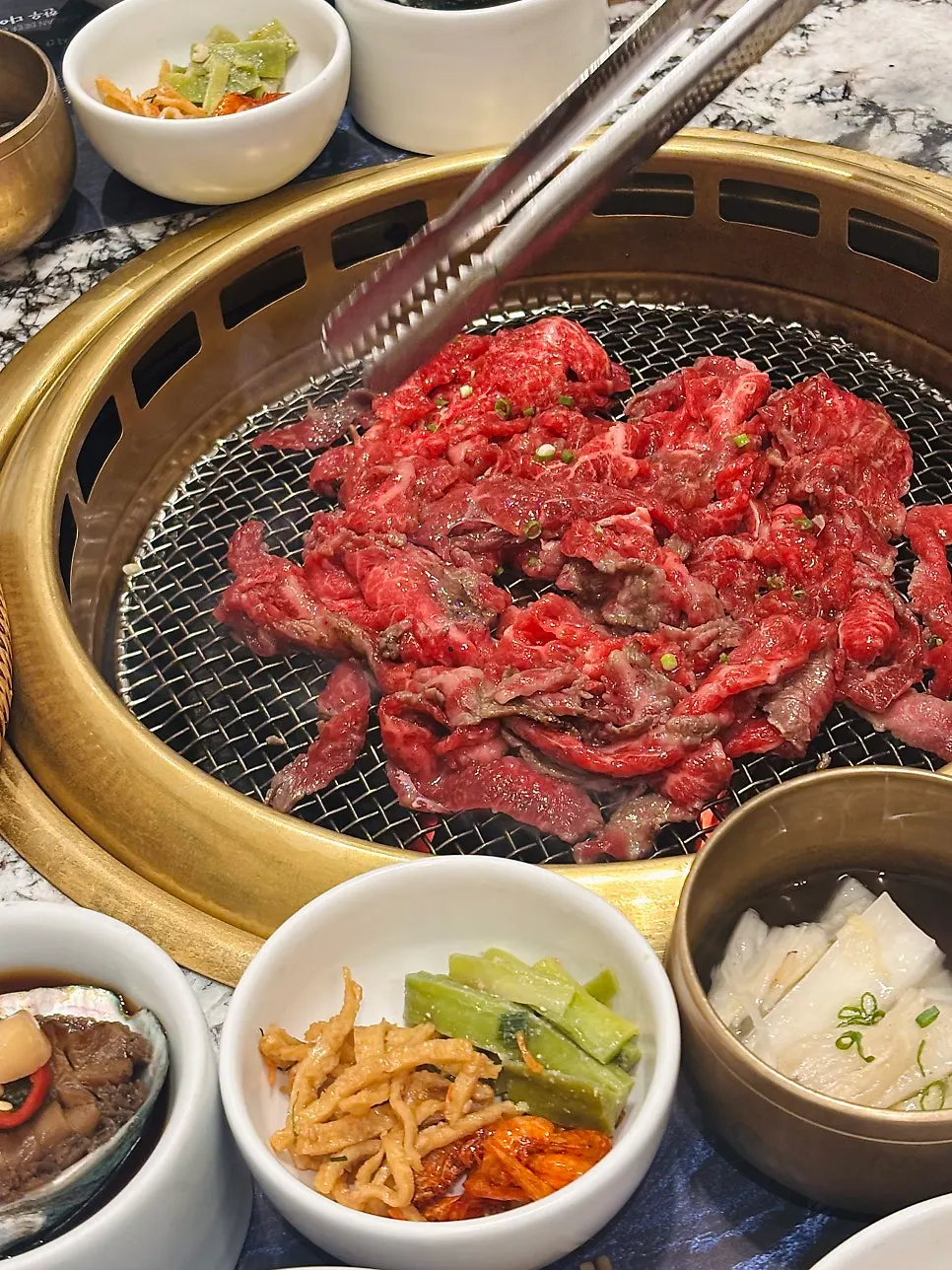 Hanwoo table spread at Moyeon Mapo, a Mapo beef restaurant