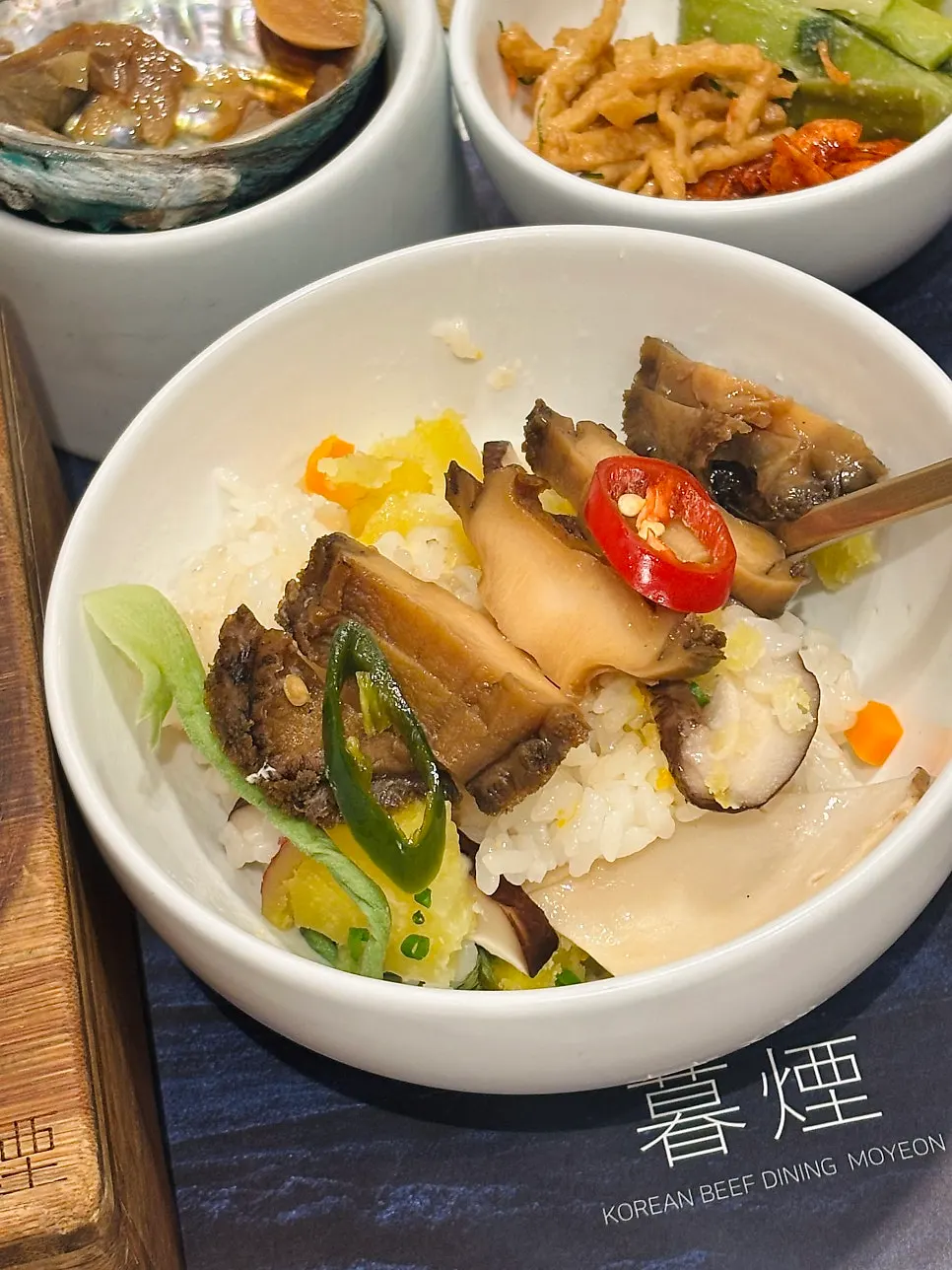 Plate of the added 150g hanwoo charcoal-grilled meat