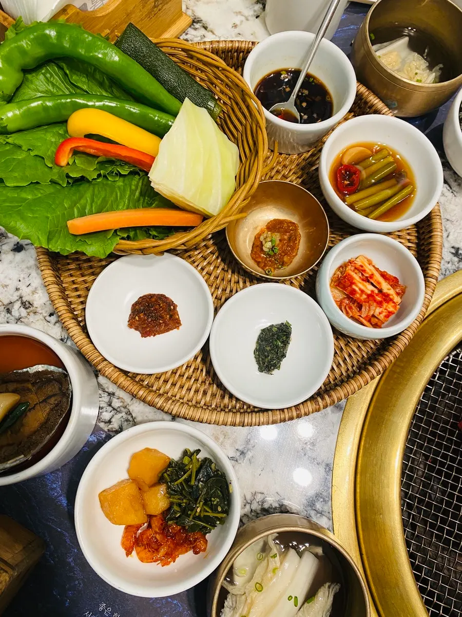 Moyeon Mapo's lunch special menu board